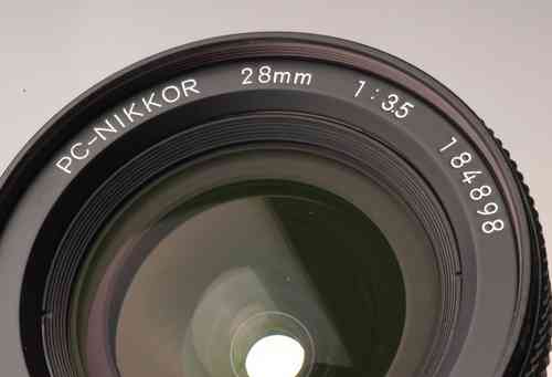 NIKON PC - NIKKOR SHIFT LENSES 3,5 / 28mm MF